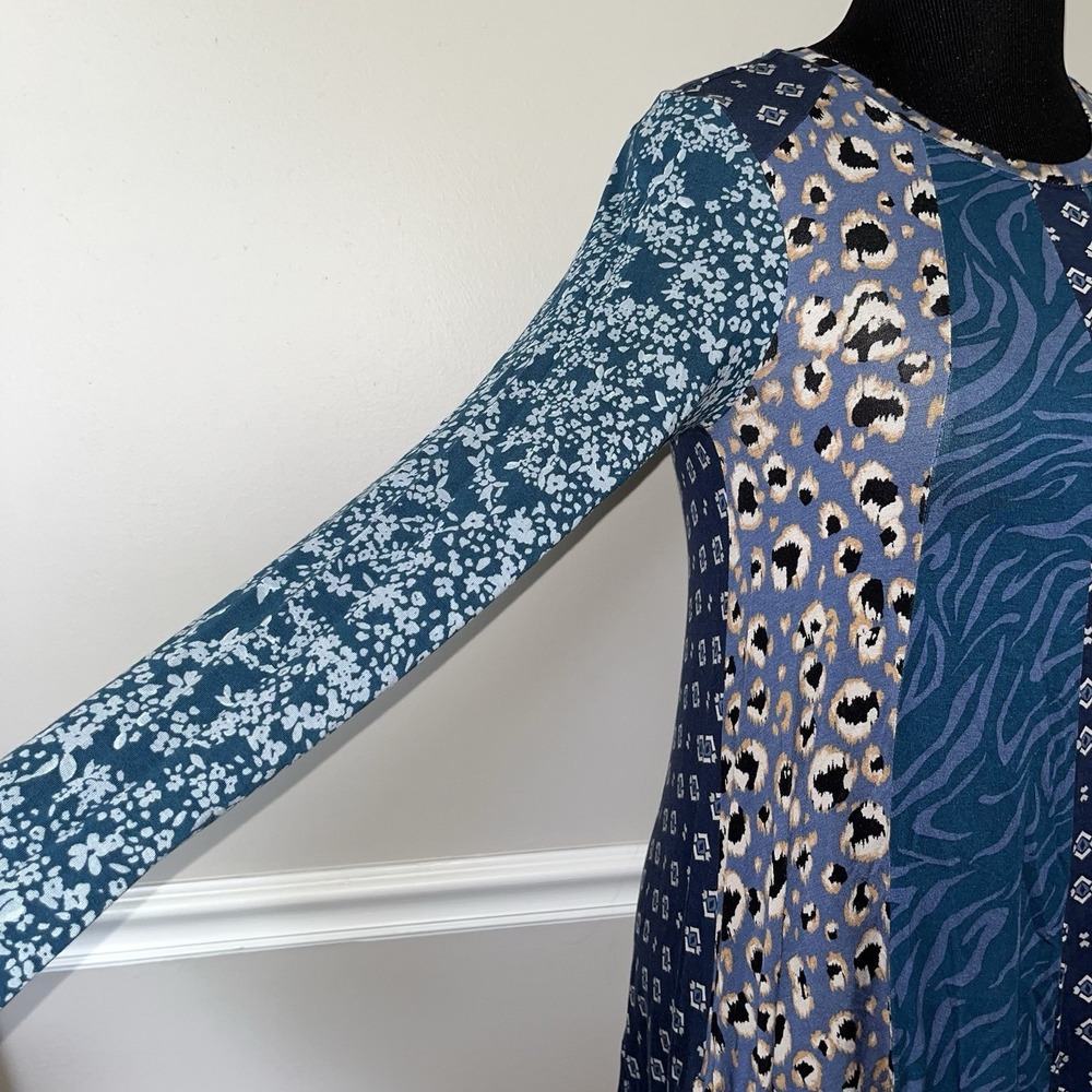 Lori Goldstein Blue Paisley‎ Rayon Blend Top Size XS - Picture 5 of 7